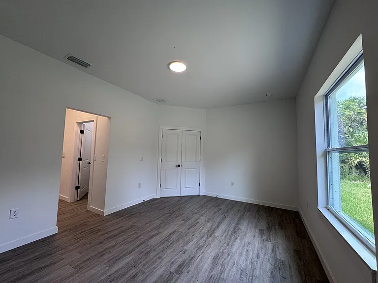 1223 Koltenborn Rd — Photo 10