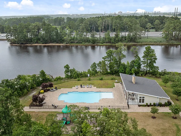 1732 Defiance Dr — Photo 37