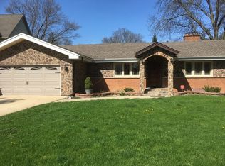 244 Red Oak Rd, Northbrook, IL 60062