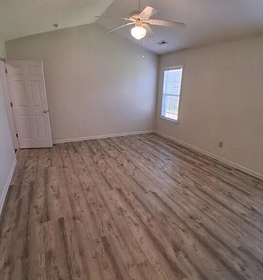 1403 Weimaraner Ct — Photo 6