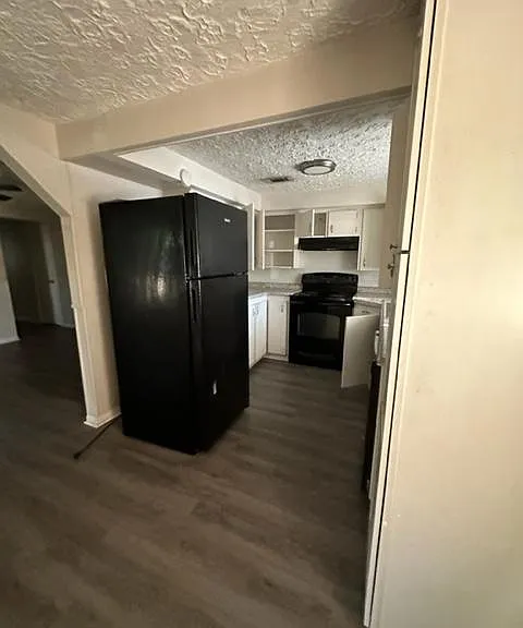Dinning room into Kitchen