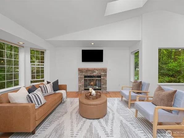 5 Horseshoe Circle, Bellingham, WA 98229