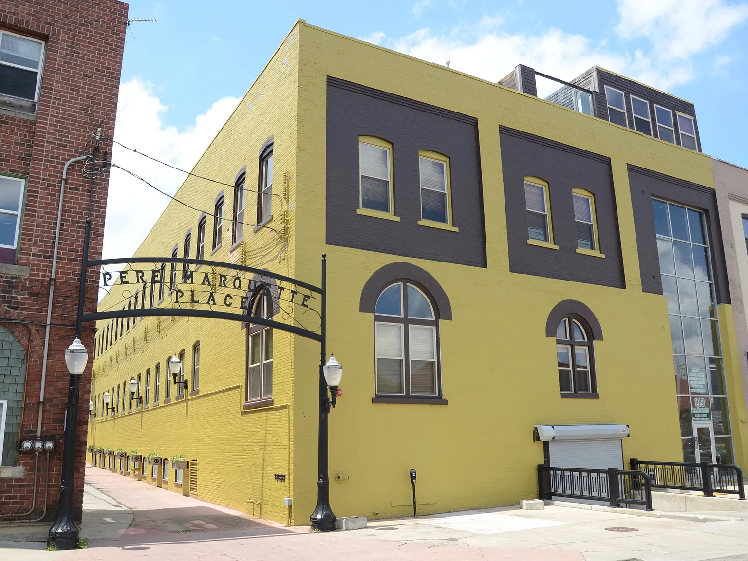 JI Case Lofts — Photo 3