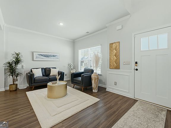 5th image of 784 Lakehaven Ln