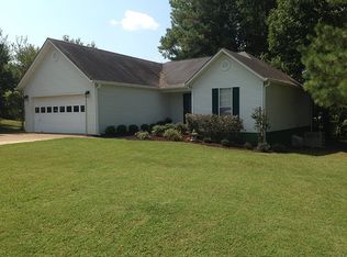 848 Walnut Cv, Henderson, TN 38340