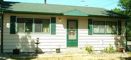 Front of House
						:
						Welcome home! New exterior paint summer 2011, new gutters 2007.