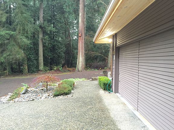 2nd image of 3009 137th Ave NE