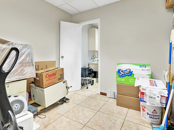 5th image of 92-29 Queens Blvd #1