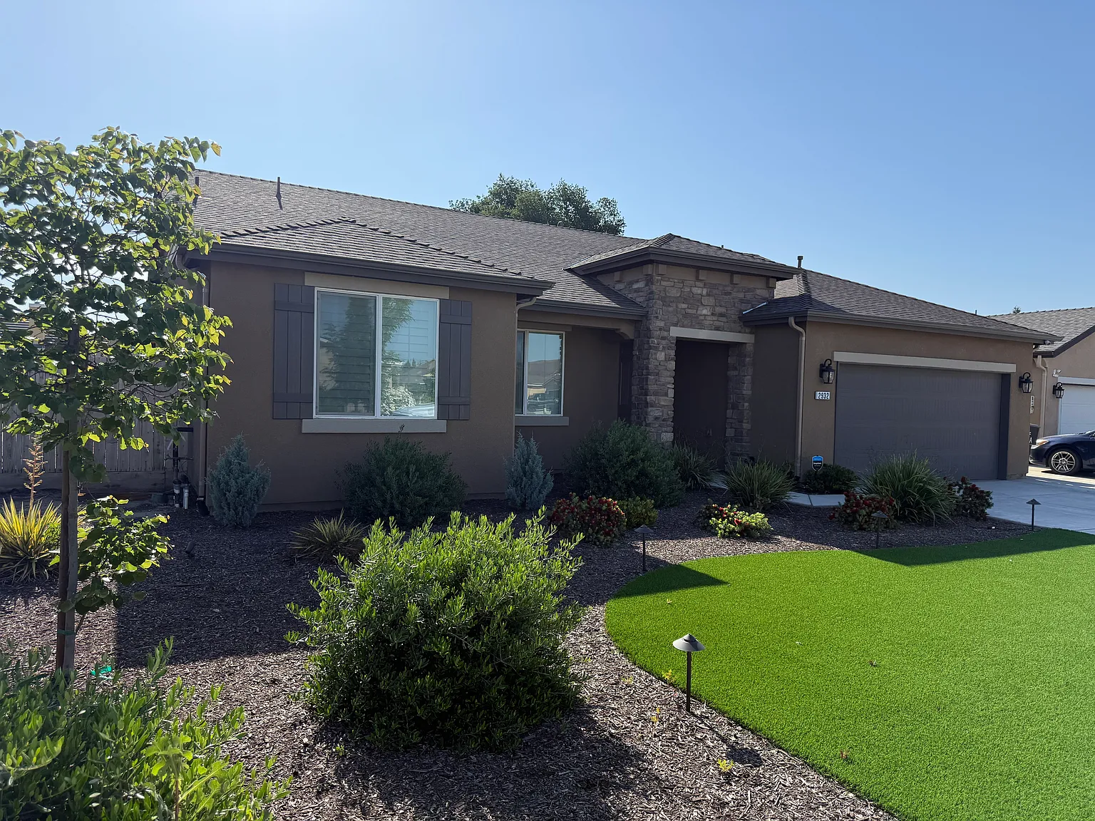 3 bed, 1658 sqft, $2,890 — Photo 3