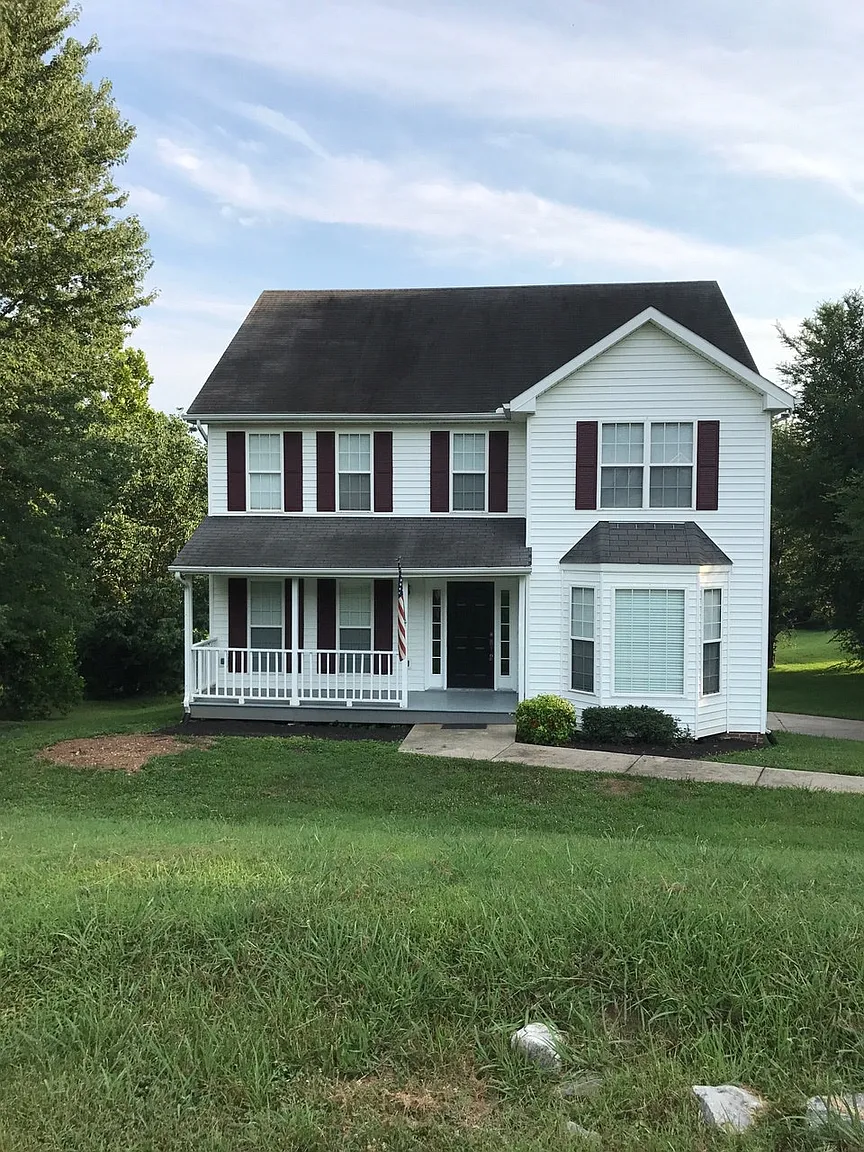 925 Doe Run Ct photo 1