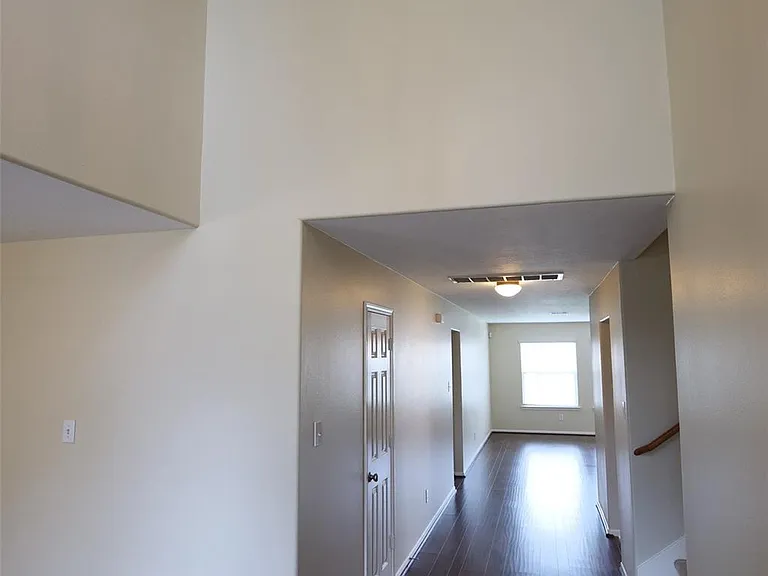 24731 Cobble Canyon Ln — Photo 6
