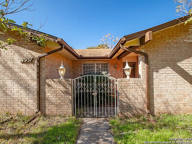 1st image of 4951 Lambeth Dr