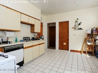1222 W Diversey Pkwy #1, Chicago, IL 60614