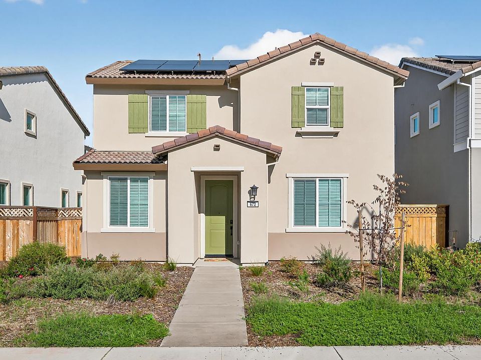 1st image of 672 Whitewater Way
