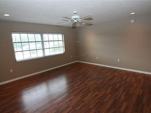 4th image of 5800 Hollywood Blvd APT 125