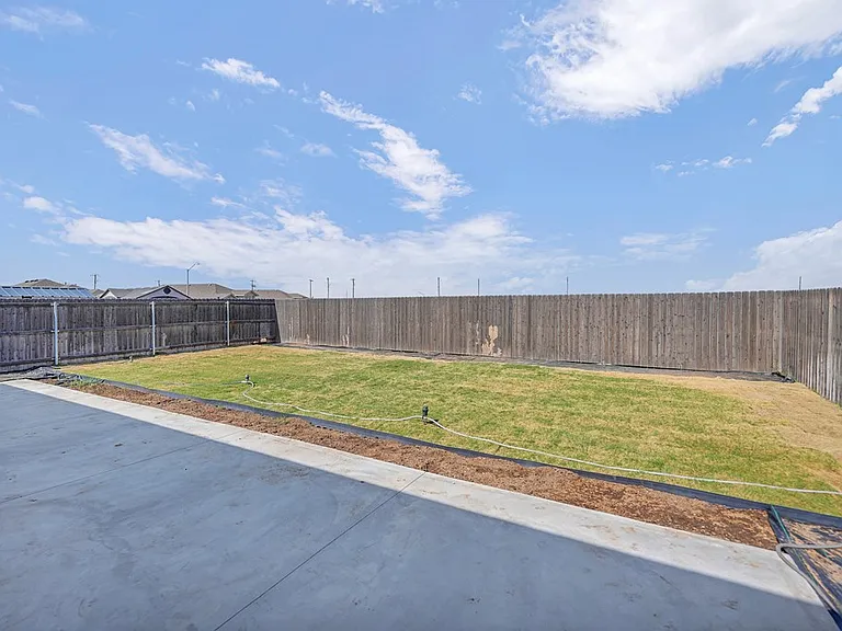 1103 Masquerade Blvd — Photo 21
