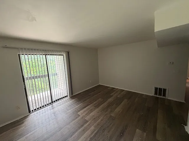 3745 Southway Dr SW #32 — Photo 1