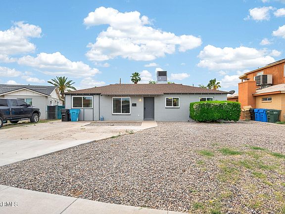 2nd image of 4721 W ROMA Avenue