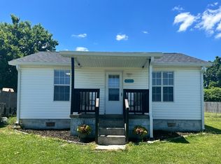 1045 Hawk St NE, Cleveland, TN 37311