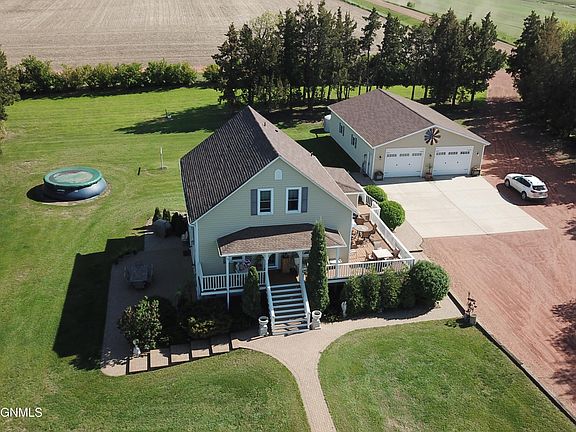 2nd image of 3660 County Road 89