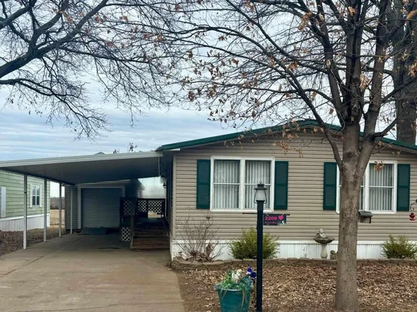 2209 Rancho Blvd, Quincy, IL 62305