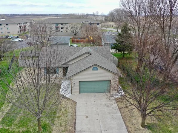 1811 13th St SE, Willmar, MN 56201
