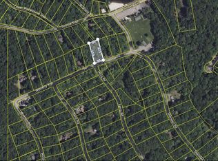 Westerly Rise, Hawley, PA 18428