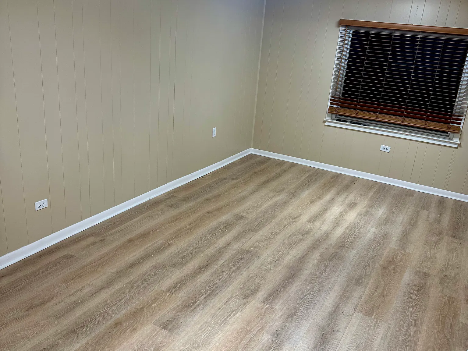 3 bed, 1200 sqft, $1,975 — Photo 4