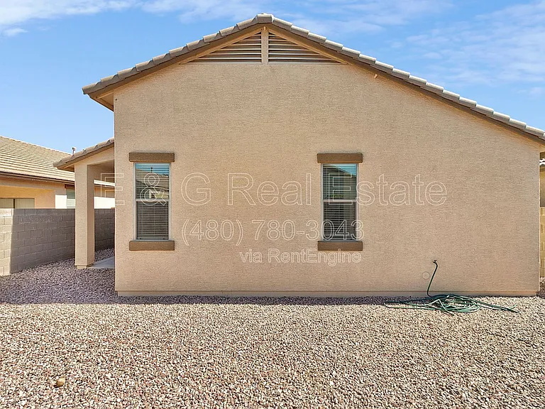 17228 W Elm St — Photo 29