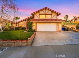 28375 Patricia Hill Dr, Santa Clarita, CA