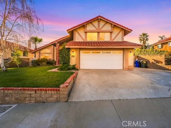 28375 Patricia Hill Dr, Santa Clarita, CA 91387