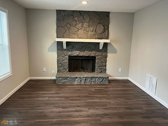 5th image of 5611 Windwood Rd
