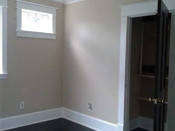 4th image of 606 Lake Dot Cir APT A