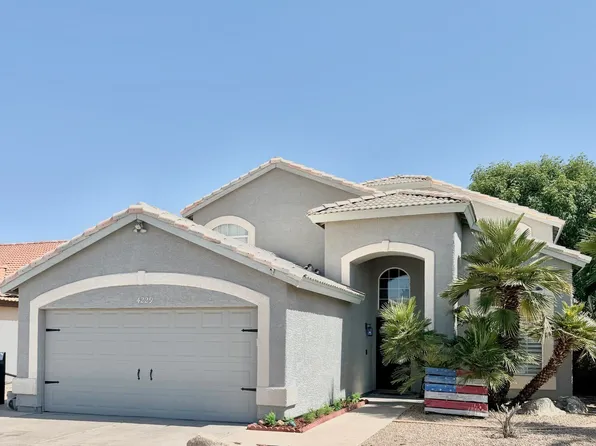 4229 W CAMINO VIVAZ Street, Glendale, AZ 85310