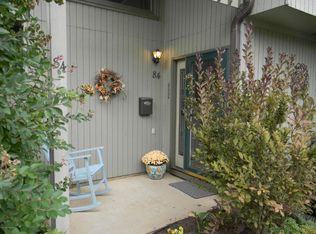84 Berkshire Ct, Red Bank, NJ 07701