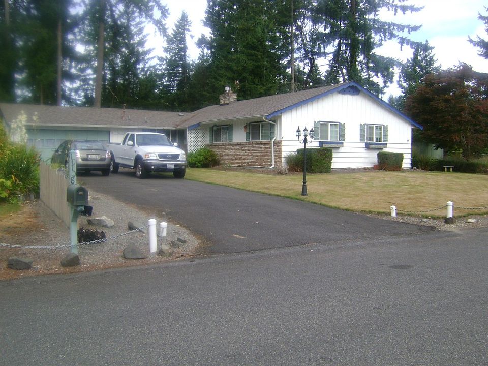 1st image of 10108 Sharon St SW