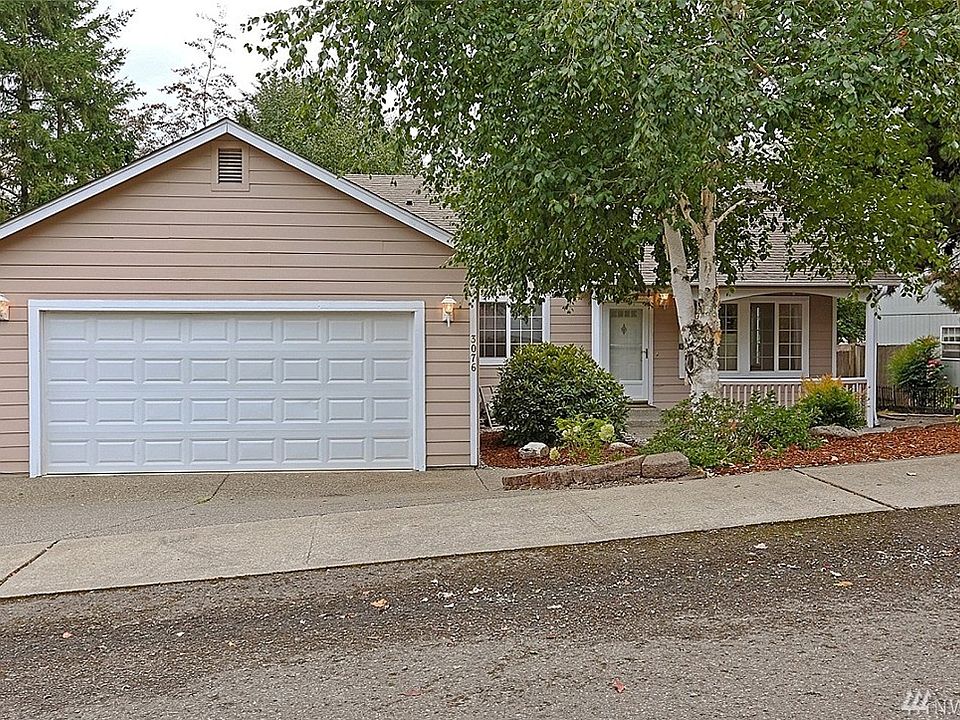1st image of 3076 SE Grovewood St