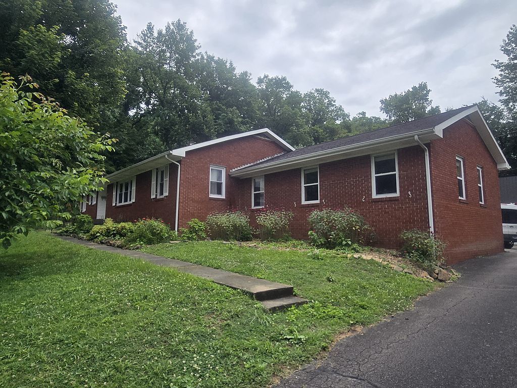 380 Vine Ave - Property Image