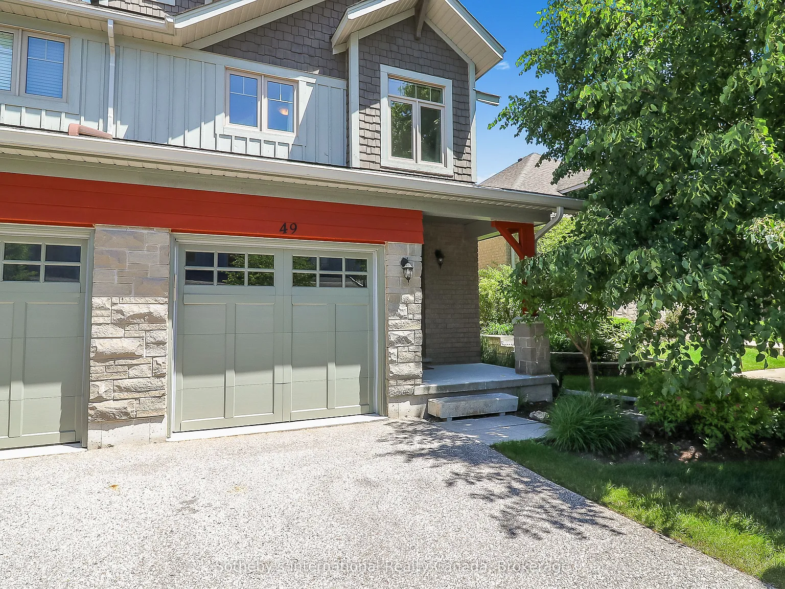 3 bed, $3,000 — Photo 1