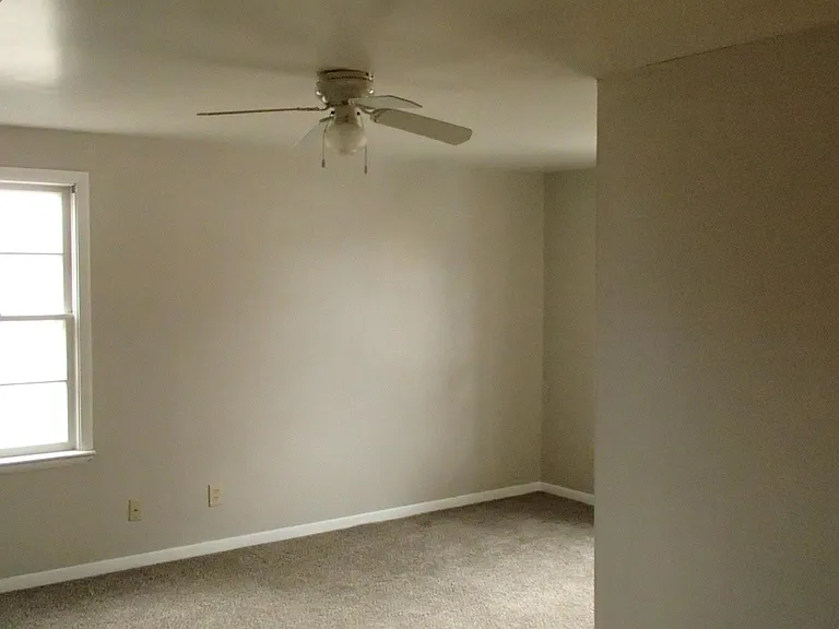 Large bedroom 2nd floor