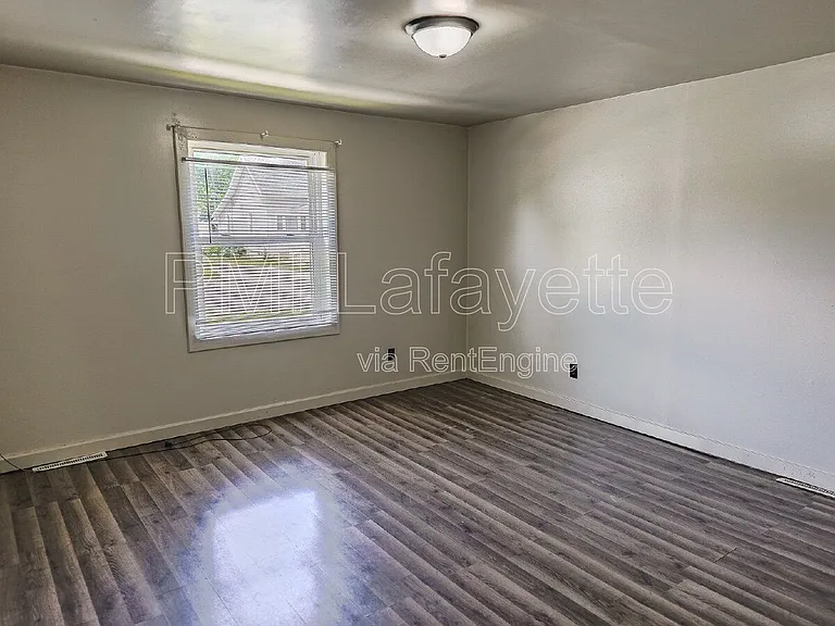 709 N Union St — Photo 15