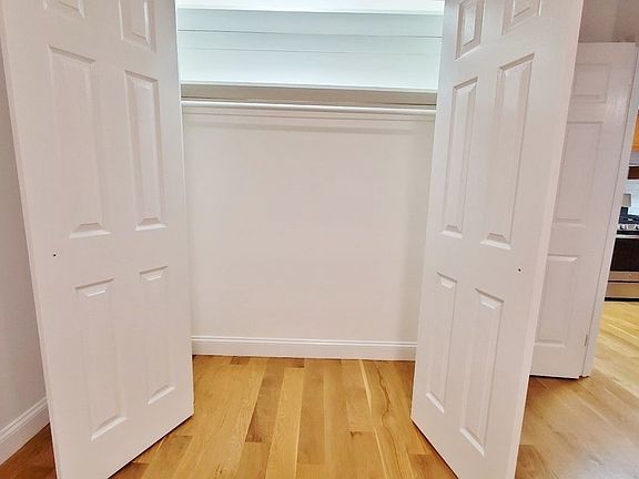 3rd image of 34-07 30th St #1F