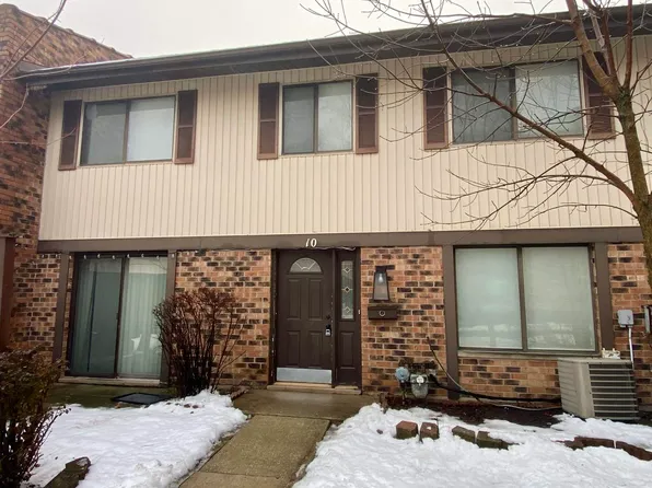10 Tower Ct #10, Downers Grove, IL 60516