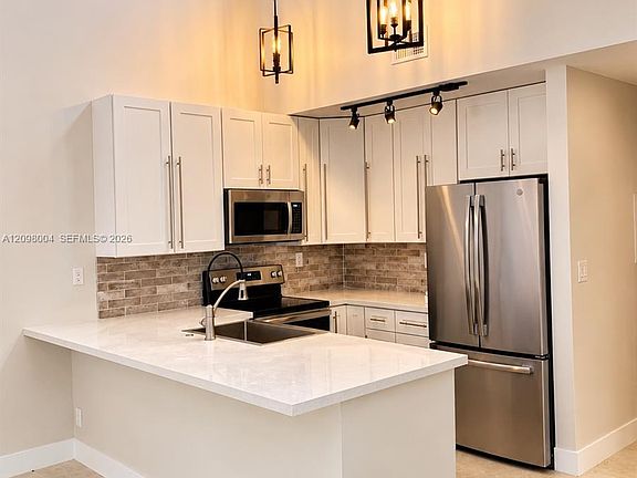 3rd image of 7795 SW 100th St #4