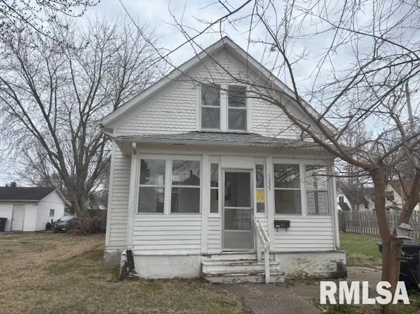 1335 42nd St, Rock Island, IL 61201
