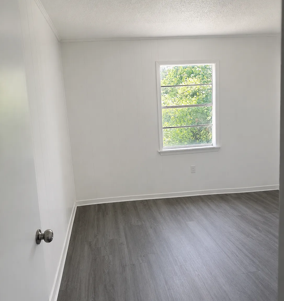 3 bed, 1056 sqft, $1,050 — Photo 3