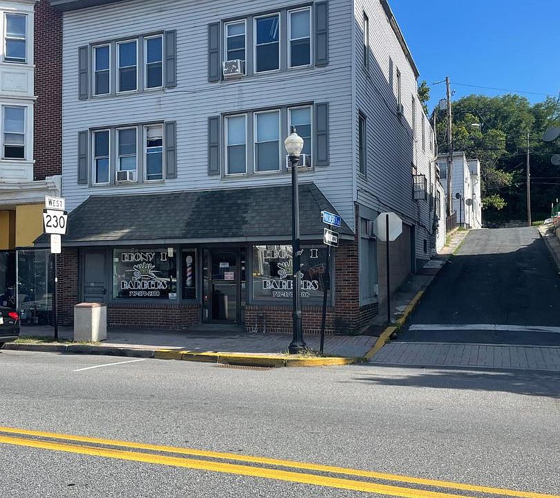 1st image of 29-31 N Front St