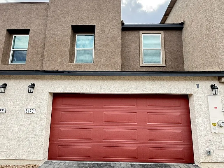 6173 Hibiscus Garden St — Photo 1