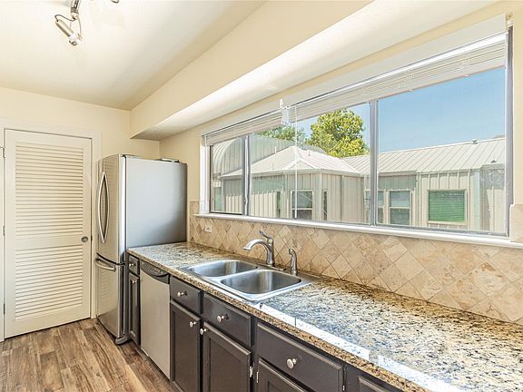 5th image of 4402 Holland Ave APT 202