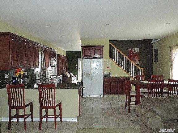 5th image of 1731 Gianelli Ave